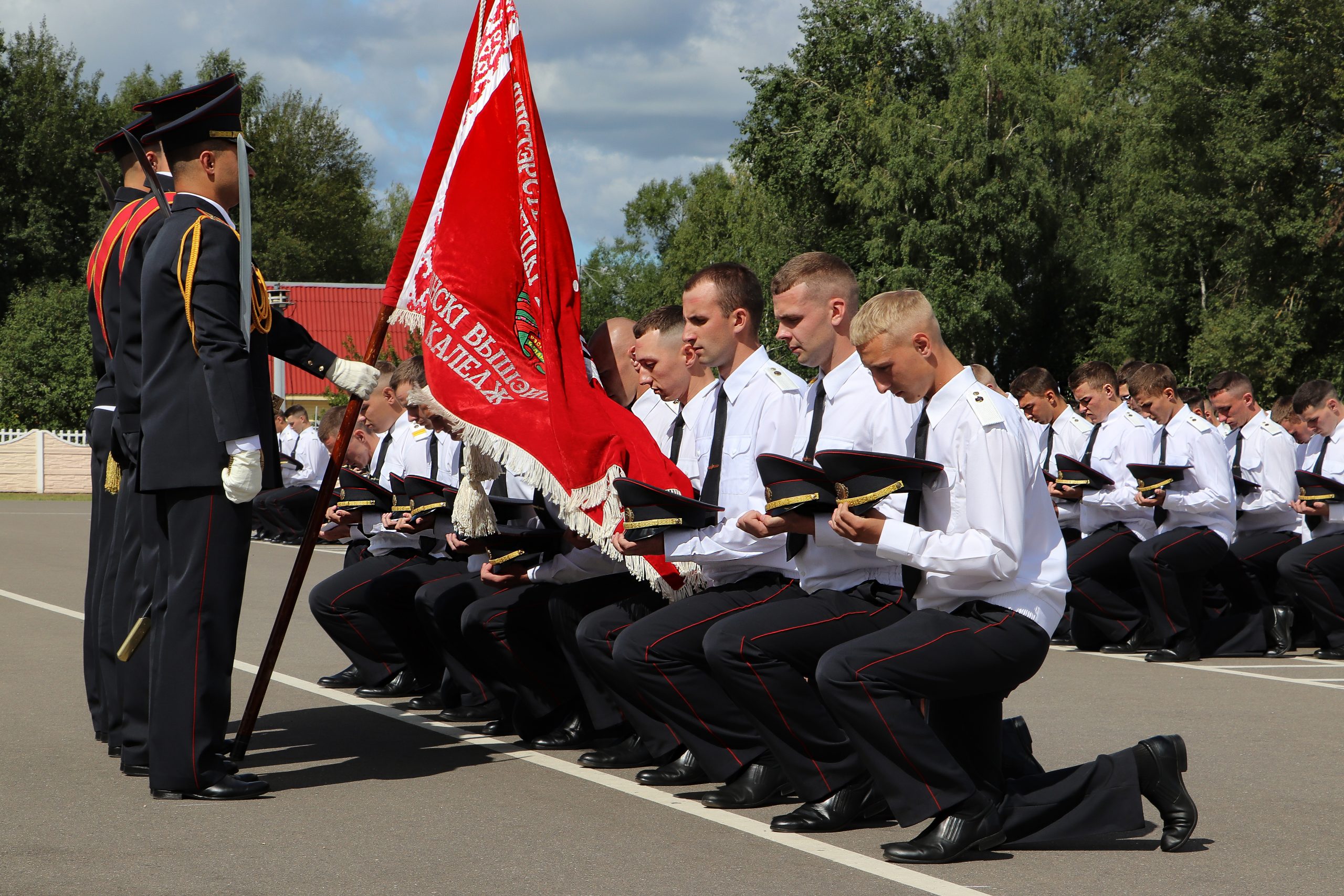 преображенский полк прощание со знаменем